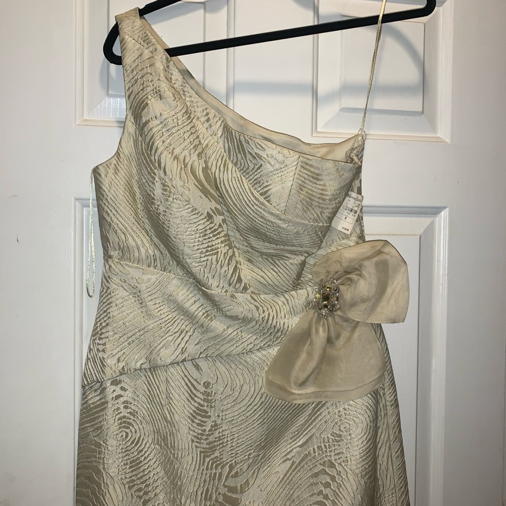Kay Unger Cream Dress